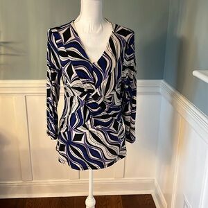 Cable & Gage women’s blouse. Size L Purple/Blue/Black/White